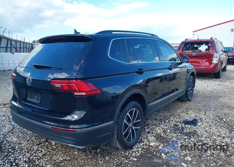 2021 Volkswagen Tiguan 2.0T Se/2.0T Se R-Line Black/2.0T Sel from USA, damaged, VIN 3VV3B7AX2MM099162